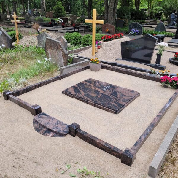 Kapu apmales, kopiņas, pieminekļi, G.K. Service SIA