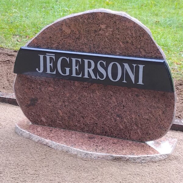 Kapu pieminekļi Liepājā, kapu labiekārtošana - kopiņas un apmales, kapu serviss