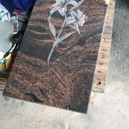 Kapu pieminekļi Liepājā, kapu labiekārtošana - kopiņas un apmales