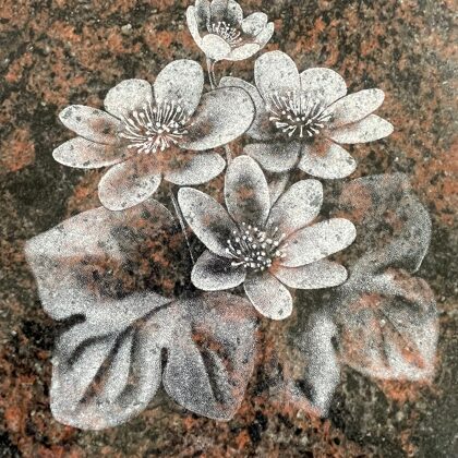 Kapu pieminekļi Liepājā, kapu labiekārtošana - kopiņas un apmales